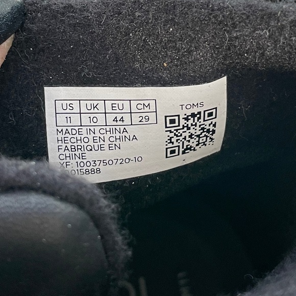 TOMS Boots - Picture 7 of 11